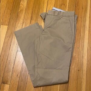 GAP Khakis Tailored Straight Fit 30x32